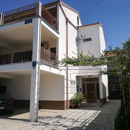 Apartment Anita Сен Екстериор снимка