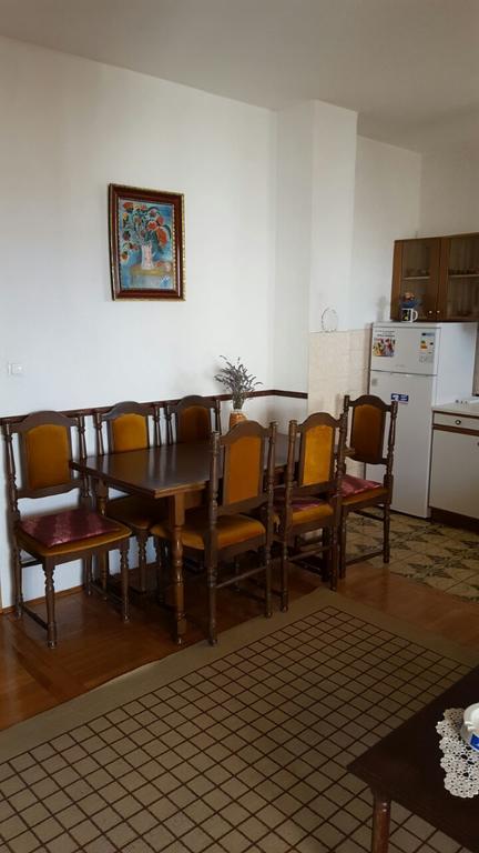 Apartment Anita Сен Екстериор снимка