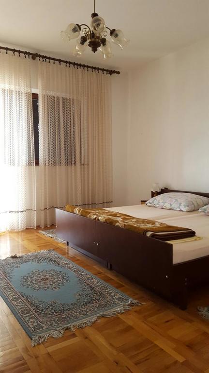 Apartment Anita Сен Екстериор снимка