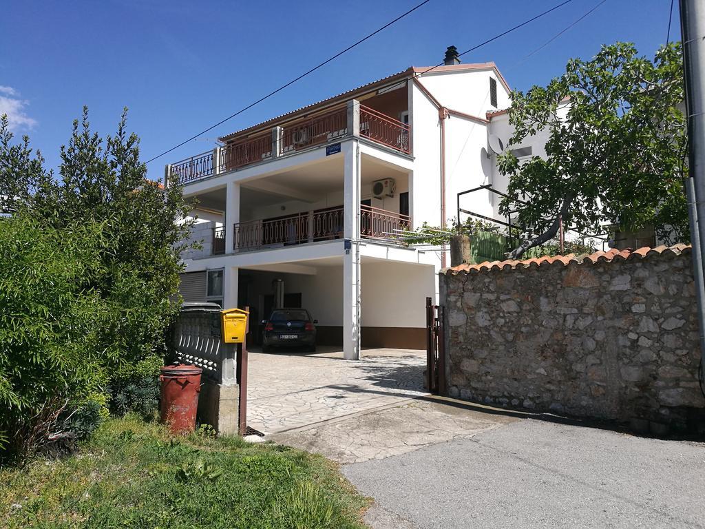 Apartment Anita Сен Екстериор снимка